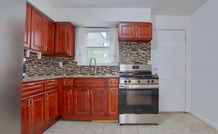 Property Photo:  8 Van Nostrand Ave  NJ 07305 