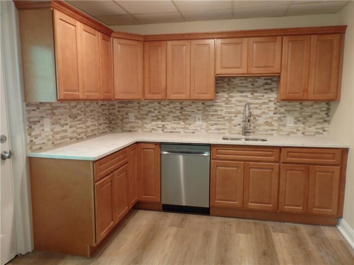 Property Photo:  28 N 13th Street  PA 18102 