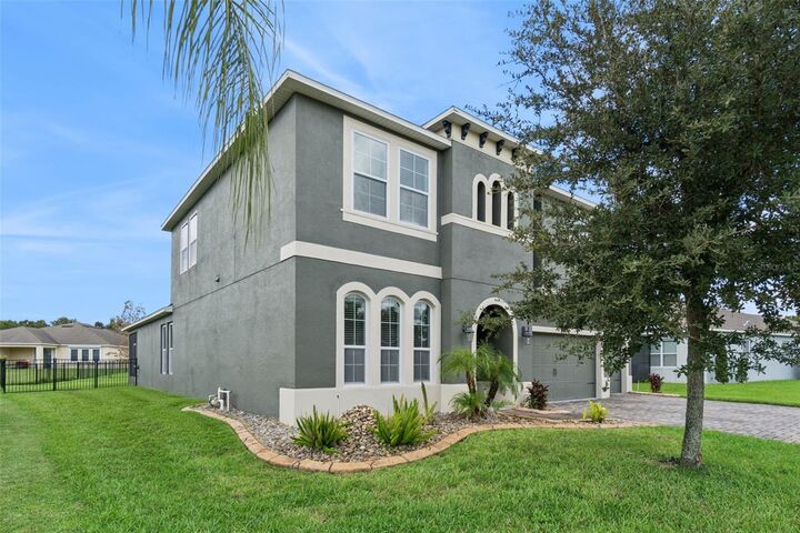 Property Photo: 310 Brunswick Drive FL 33837