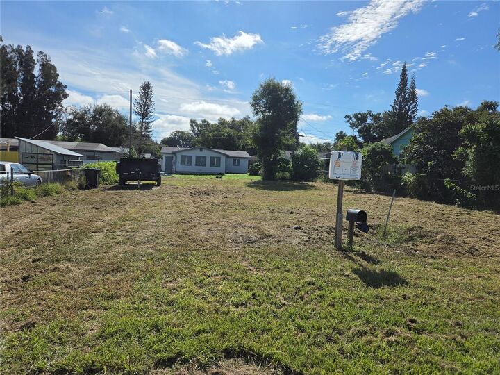 Property Photo: 5871 43rd Street N FL 33714