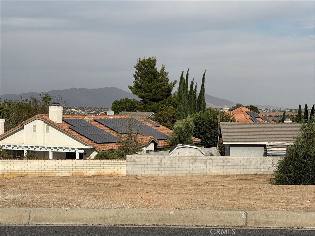 Property Photo: 13135 Autumn Leaves CA 92395