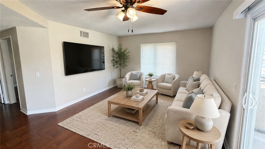 Property Photo: 779 Gianni 204 CA 92879