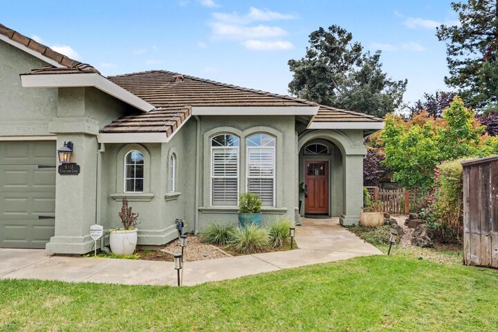 Property Photo:  610 Candlewood Court  CA 95242 