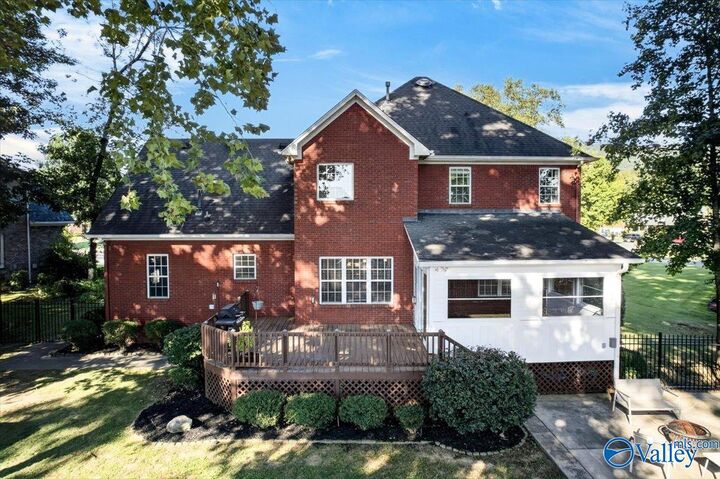 Property Photo: 13914 Sherman Drive SE AL 35803