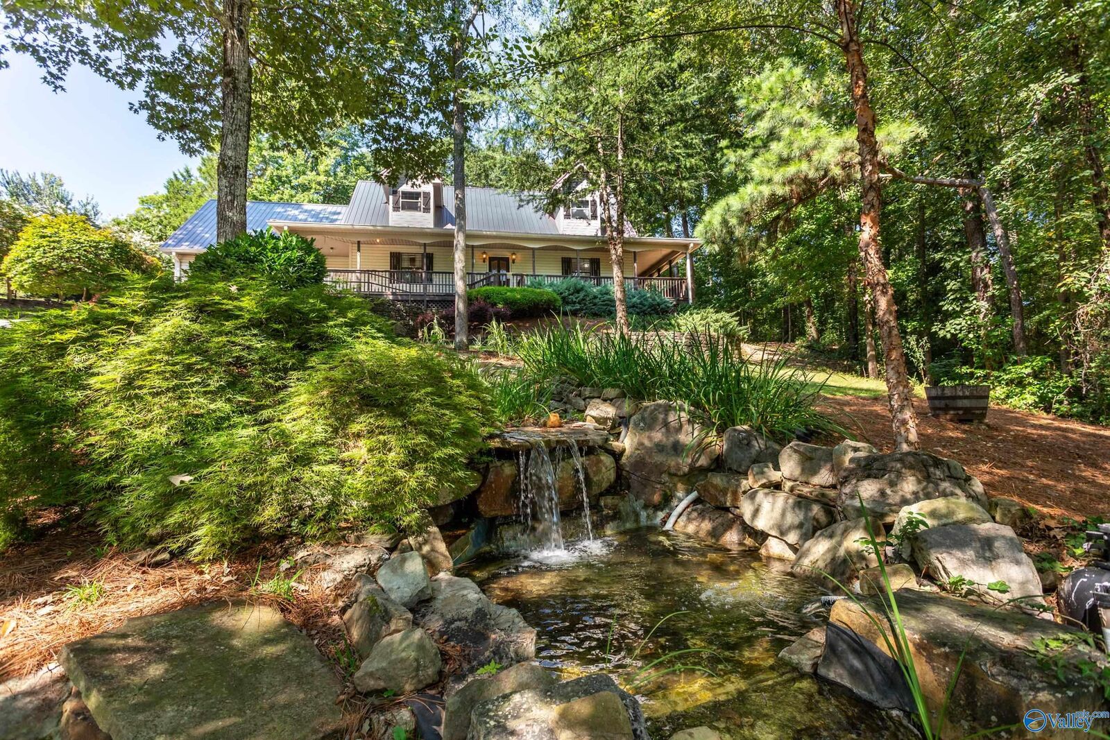 Property Photo:  416 Pinewood Avenue  AL 35905 