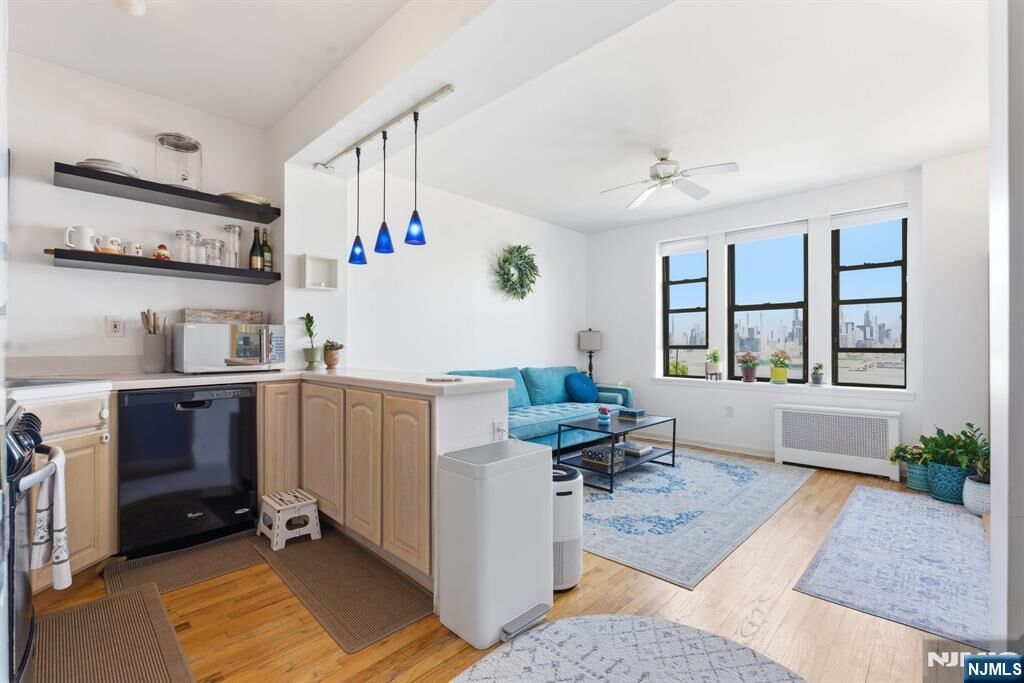 Property Photo:  883 E Boulevard 1F  NJ 07086 