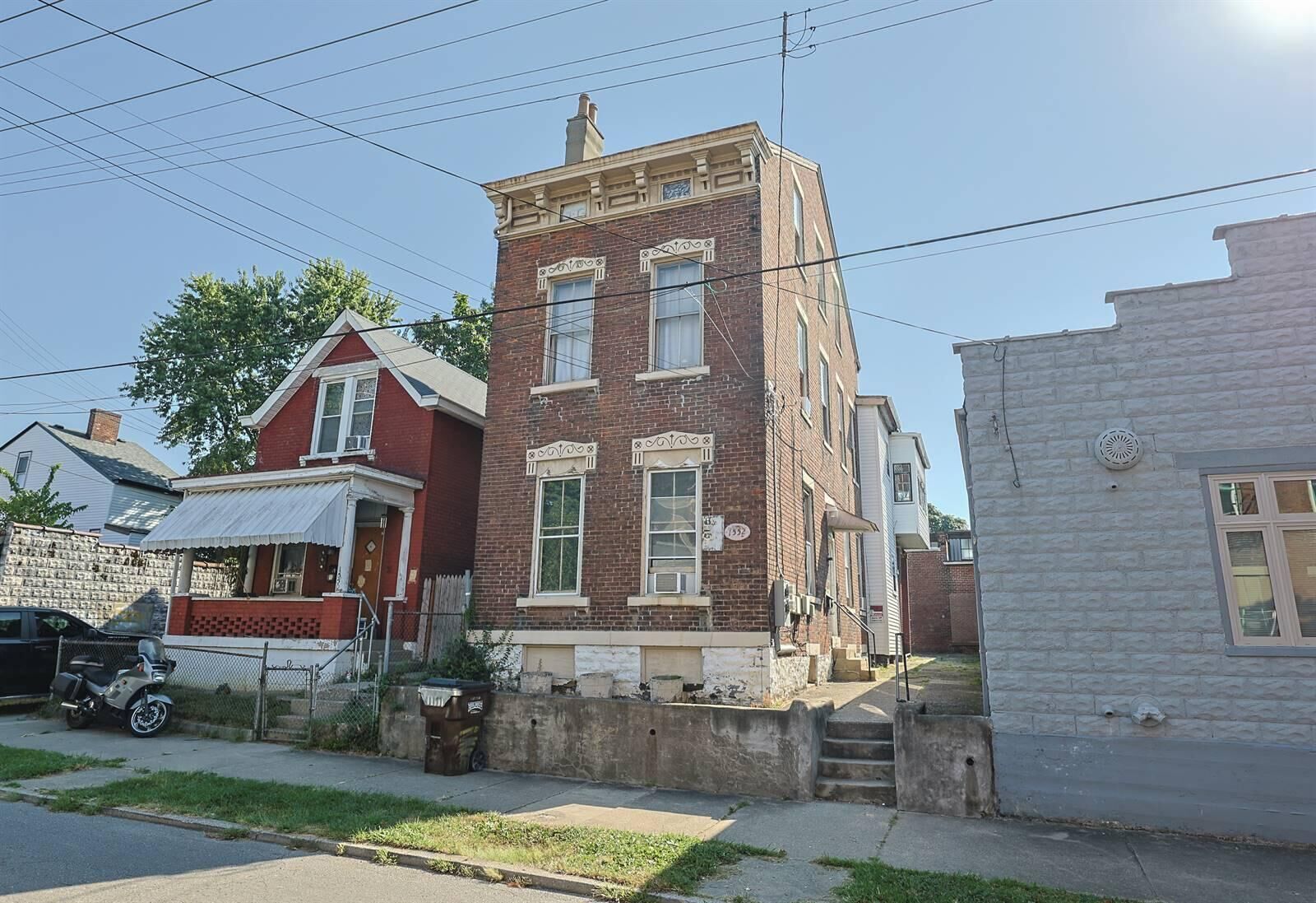Property Photo:  1552 Eastern Avenue  KY 41011 