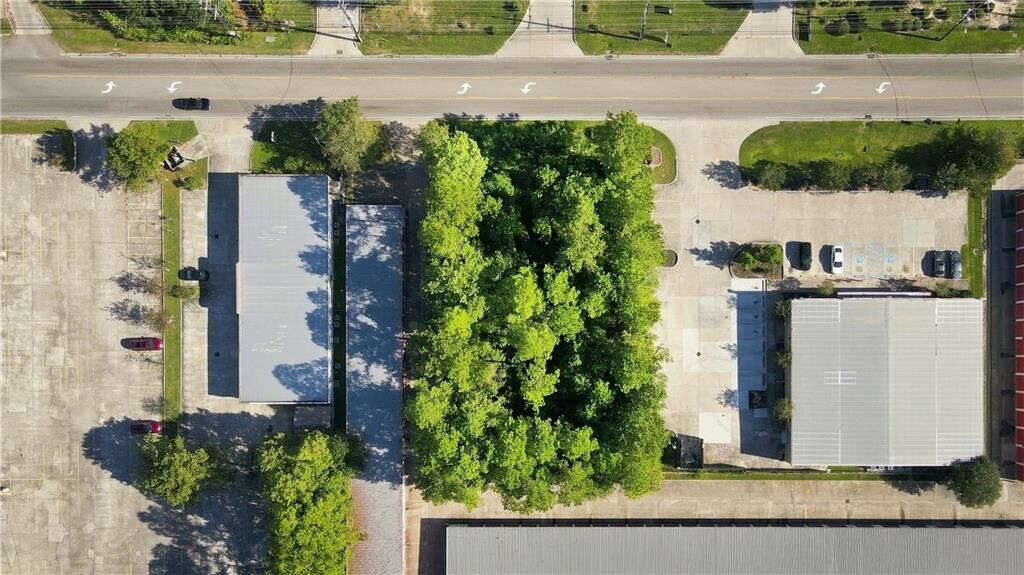 Property Photo:  717 Brownswitch Road  LA 70458 