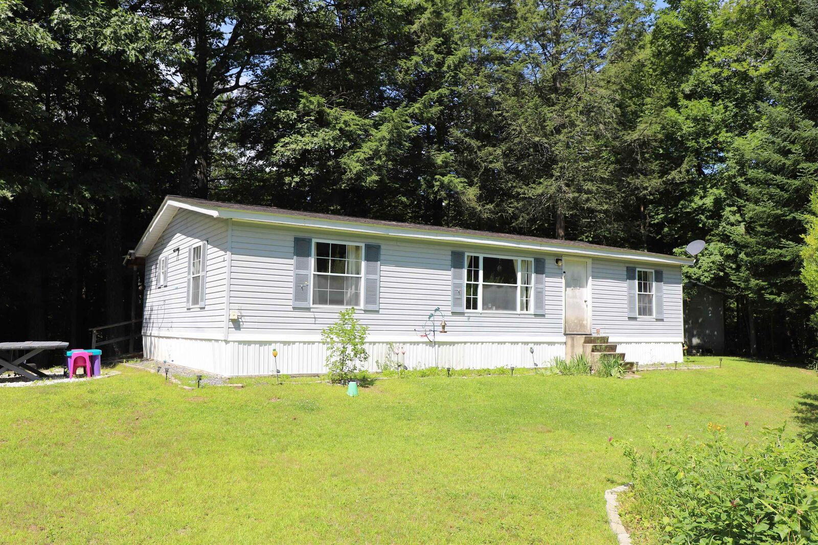Property Photo:  14 Deepwood Park  VT 05301 