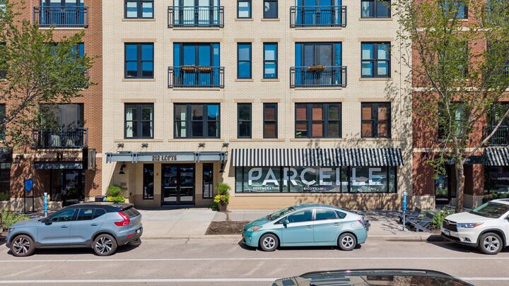 Property Photo: 212 N 1st Street 610 MN 55401