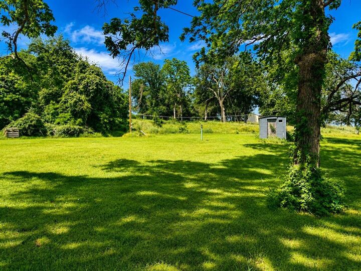 Property Photo:  4720 Peveler Road  TX 76049 