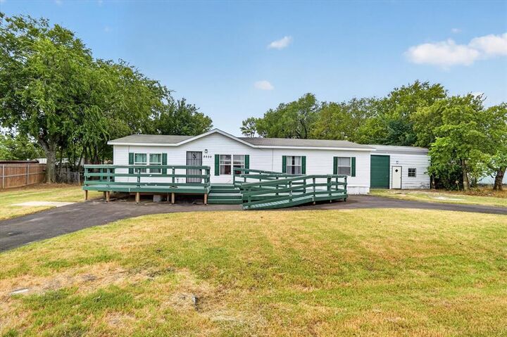 Property Photo: 2032 Dorothy Drive TX 76028