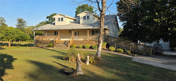 Property Photo:  23124 Stonington Road  AR 72662 