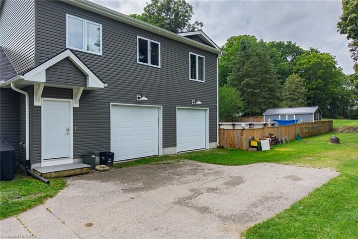 Photo de la propriété: 78 Oak Street ON N3Y 3J8