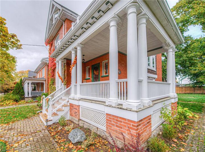 Property Photo:  543 Queenston Road  ON N3H 3J9 