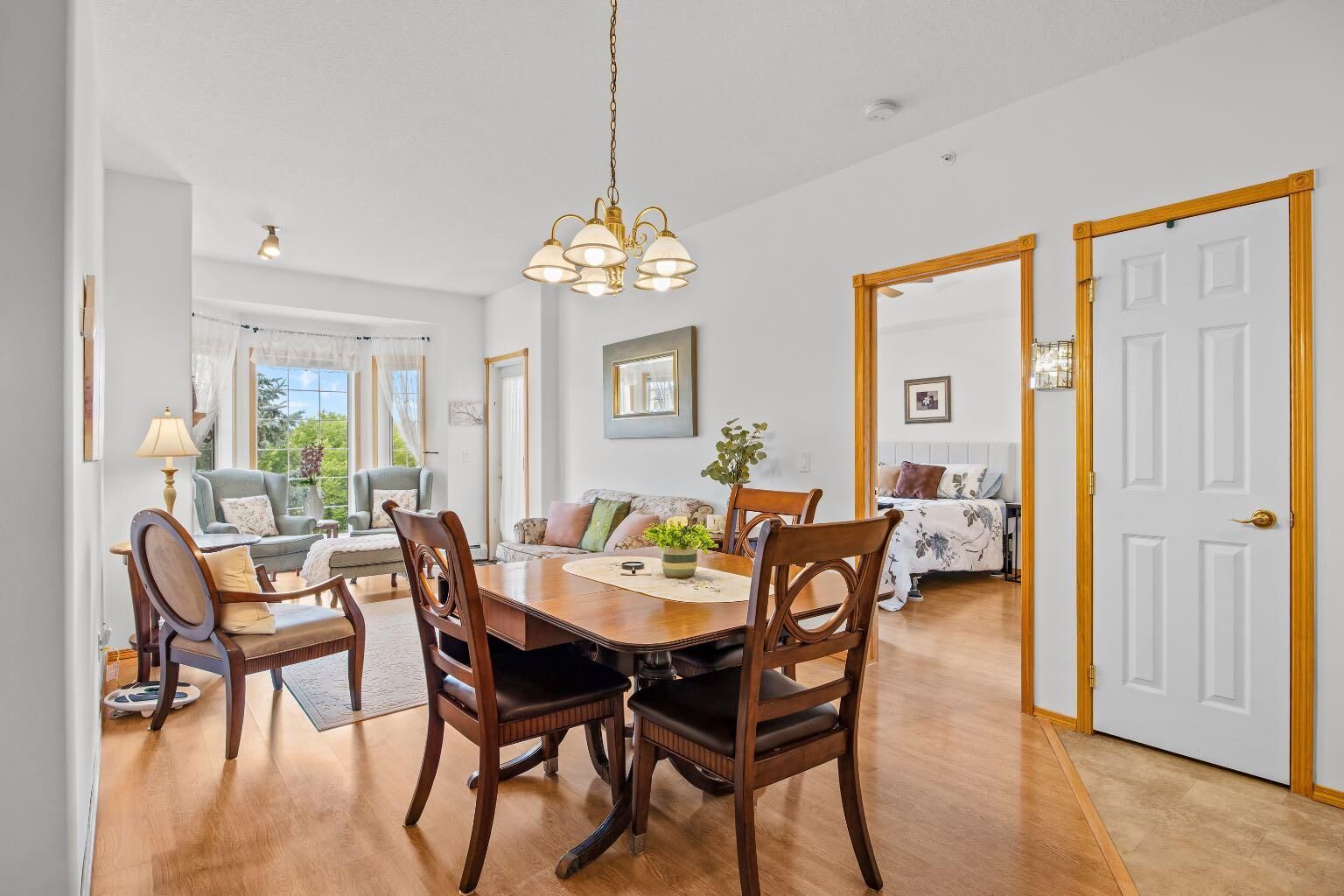 Property Photo:  728 Country Hills Road NW 317  AB T3K 5K8 