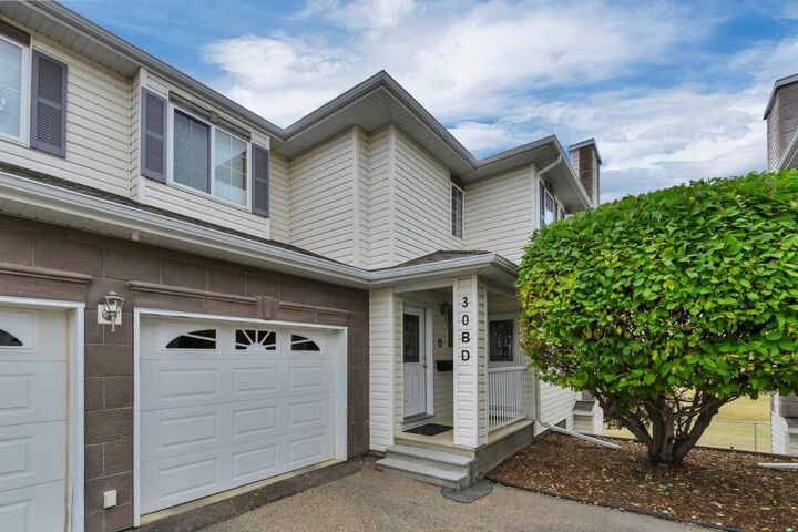 Property Photo: 32 Daines Avenue 30D AB T4R 2Z5