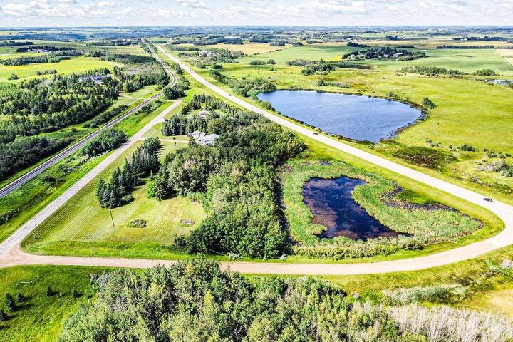 Property Photo:  22148 Twp Rd 464A  AB T0C 0L0 