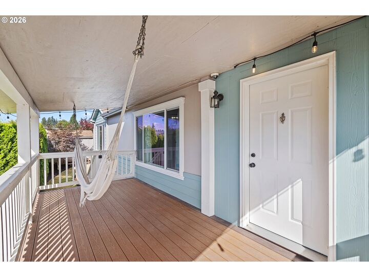 Property Photo:  12450 SW Fischer Rd  OR 97224 