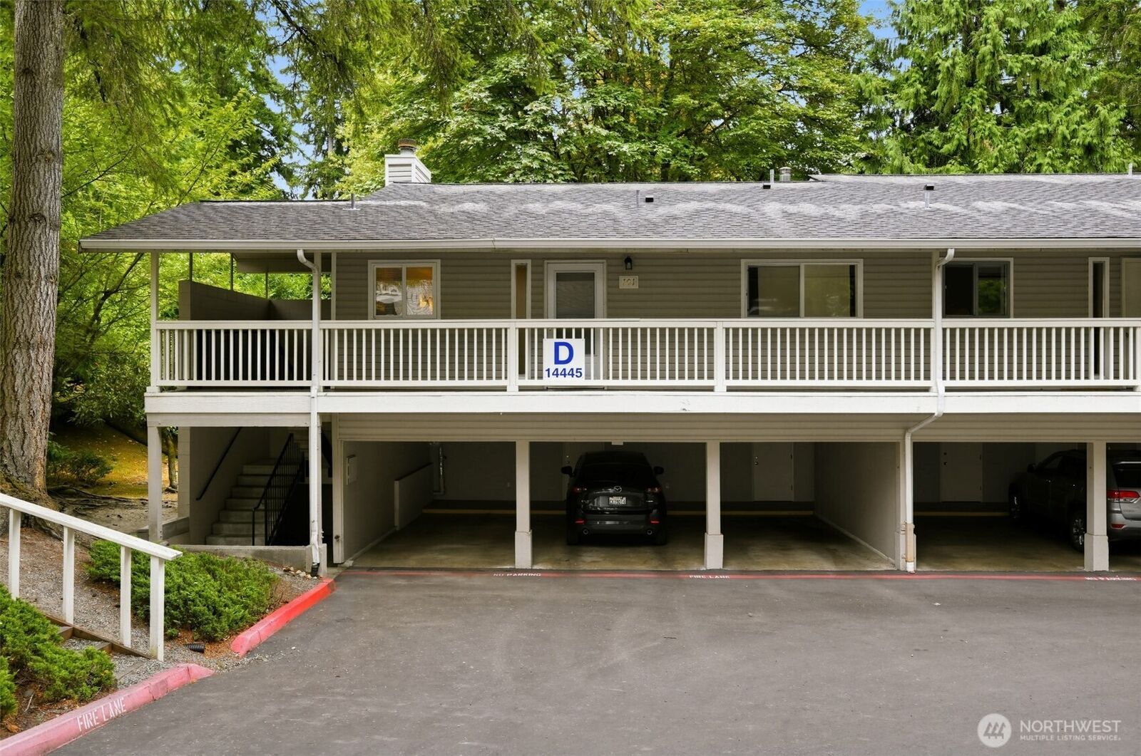 Property Photo:  14445 NE 40th Street D101  WA 98007 