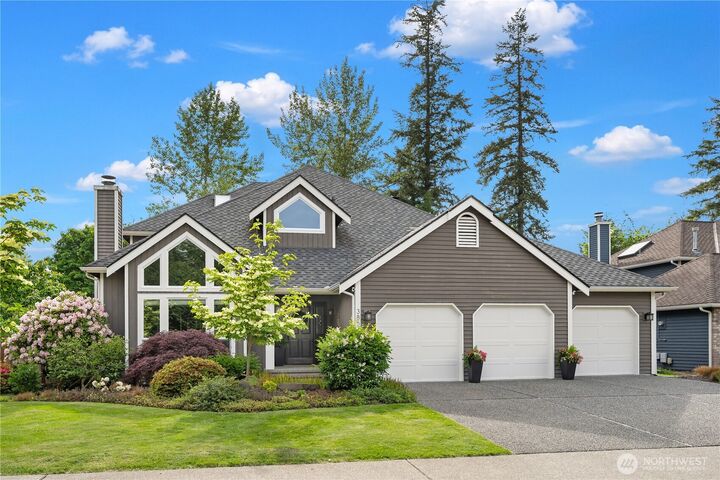 Property Photo: 3857 260th Avenue SE WA 98029