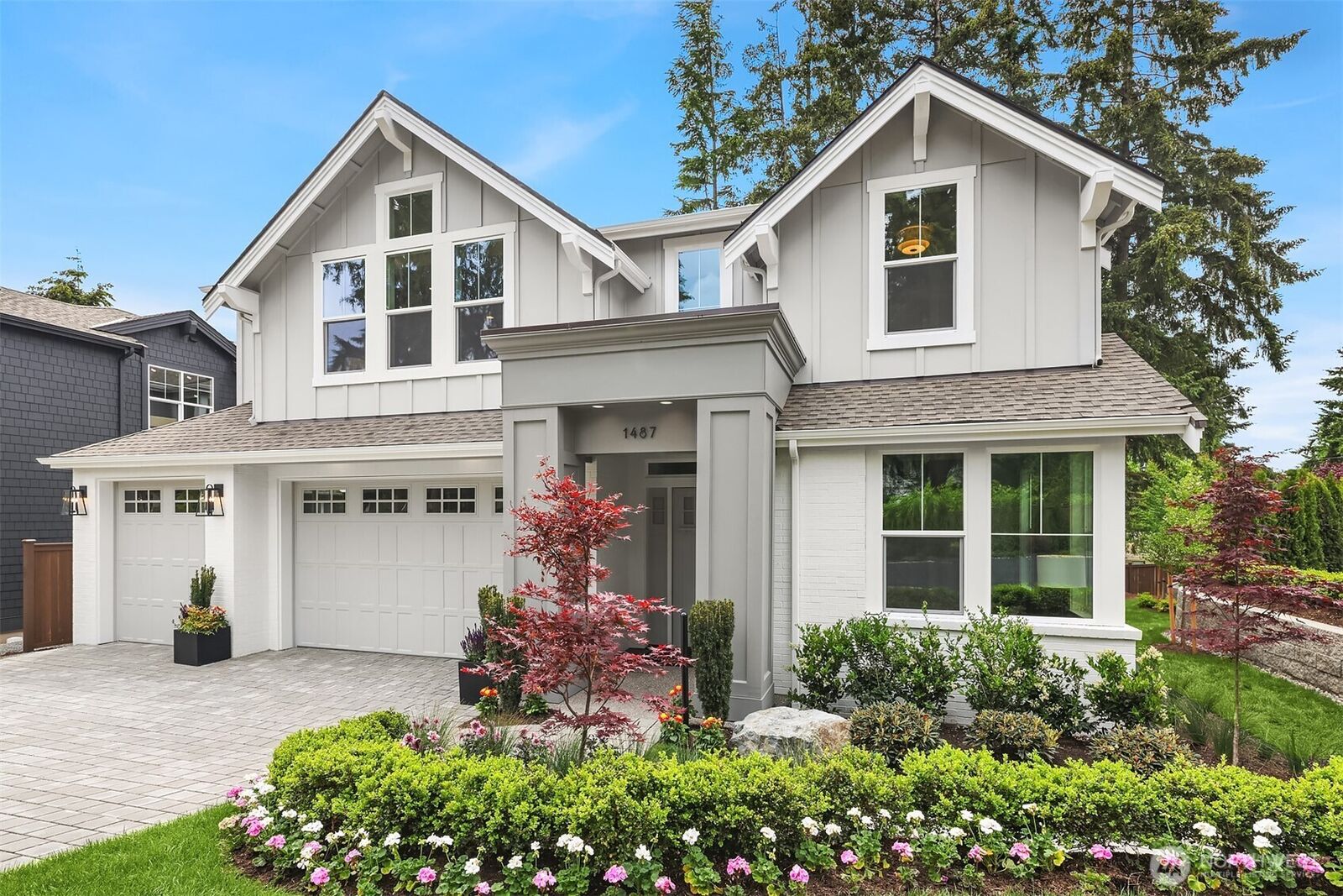 Property Photo:  1487  158th Court SE  WA 98008 