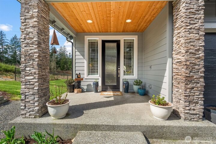 Property Photo: 23240 46th Avenue E WA 98387