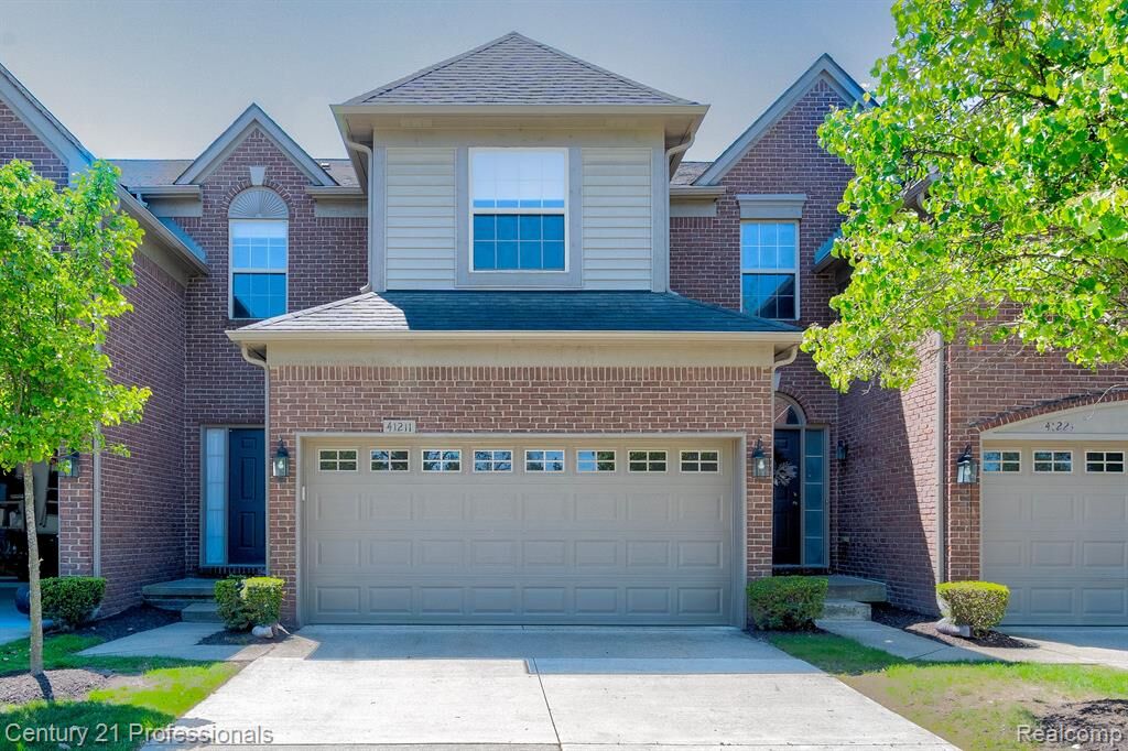 Property Photo:  41211 N Maplewood Drive  MI 48187 