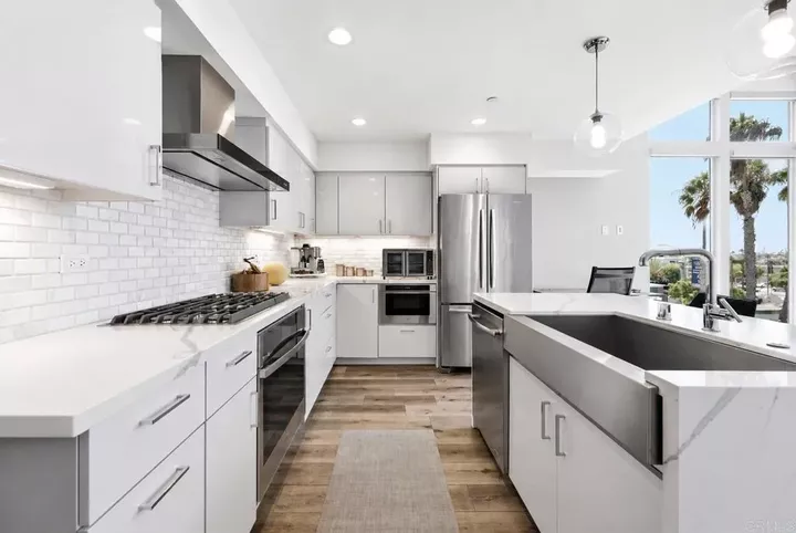 Property Photo:  3030 Jarvis Street 7  CA 92106 