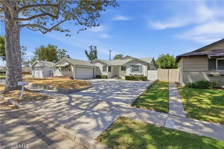 Property Photo:  4119 Belinda Street  CA 93063 