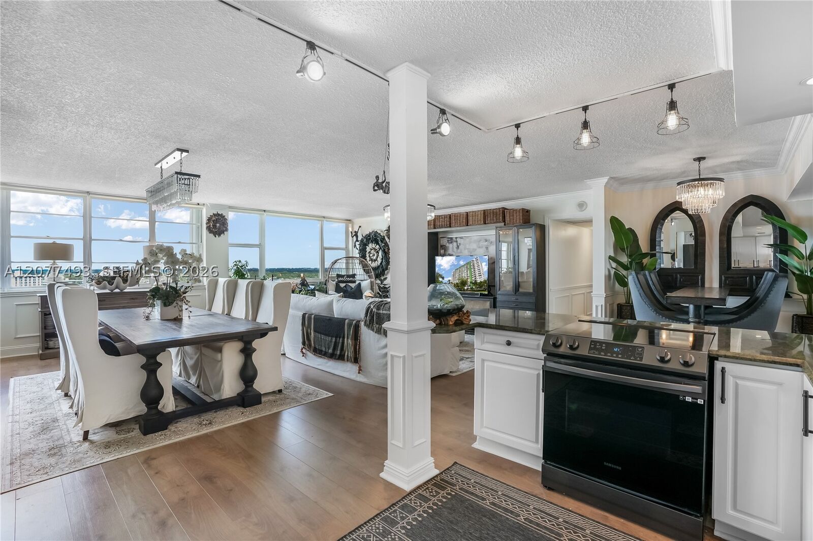 Property Photo: 2150 Sans Souci Blvd E1 FL 33181
