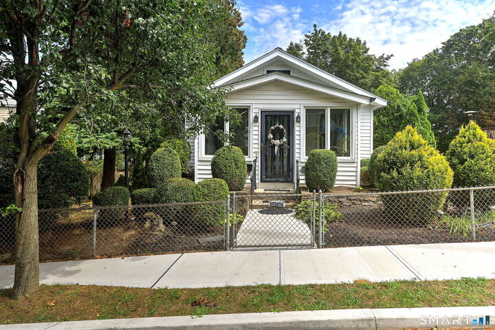 Property Photo: 31 Boylston Street CT 06516