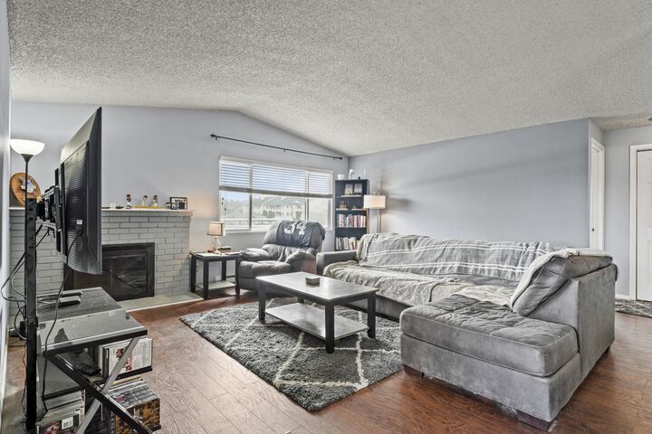 Property Photo:  310 E Weili Ave  WA 99208 