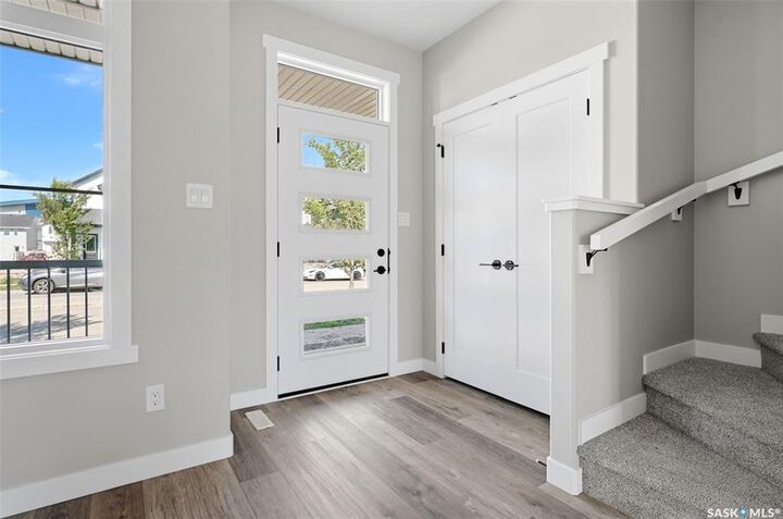 Property Photo: 7629 Walsh Avenue SK S4Y 0Y1