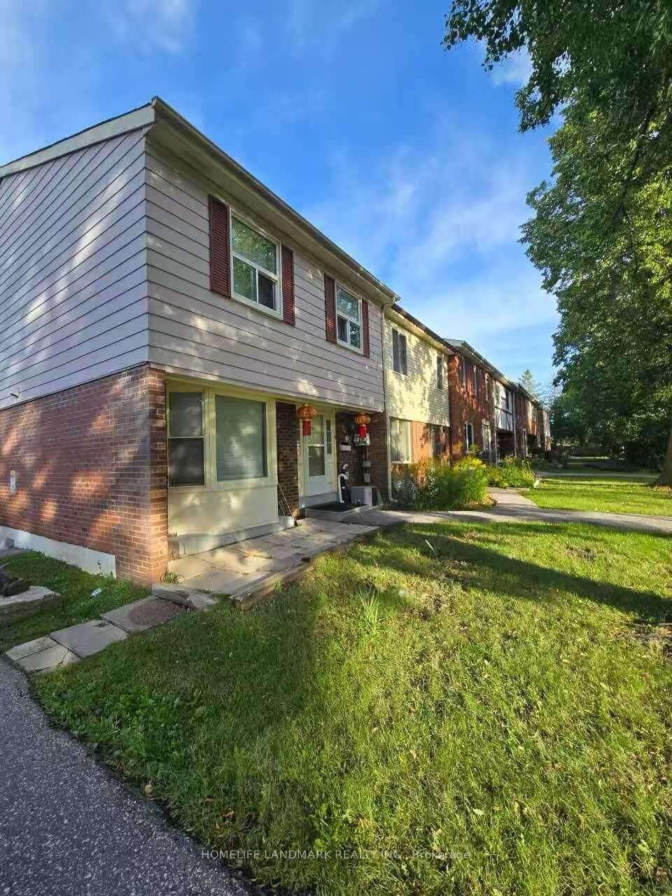 Property Photo:  1500 Sandhurst Circle Bsm 24  ON M1V 1W5 