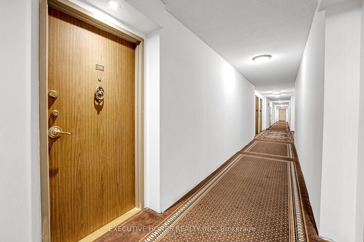 Property Photo:  3131 Bridletowne Circle 508  ON M1W 2S9 
