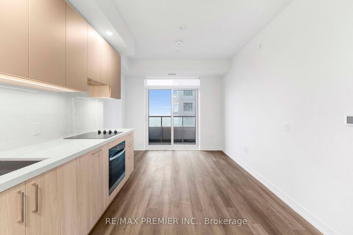 Photo de la propriété:  5 Meadowdale Road 1306A  ON L4K 0C7 