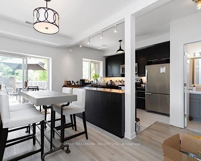 Property Photo:  228 Pacific Avenue Upper  ON M6P 2P5 