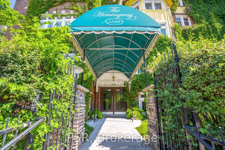 Property Photo:  1599 Bathurst Street 17  ON M5P 3J1 
