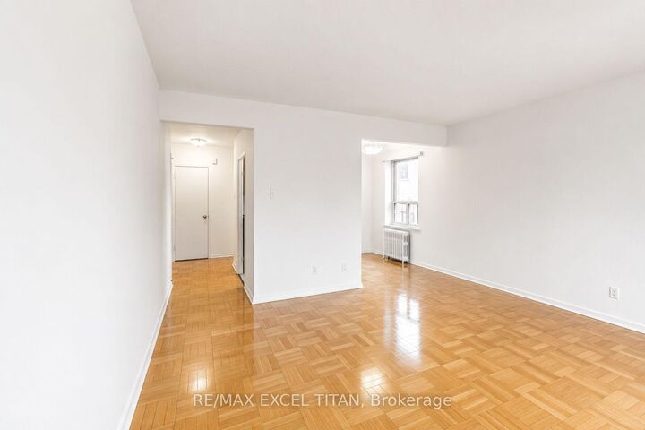 Property Photo:  156 Kingston Road 201  ON M4L 1S7 