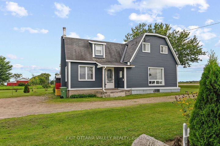 Property Photo:  38922 41 Highway  ON K8A 6W4 