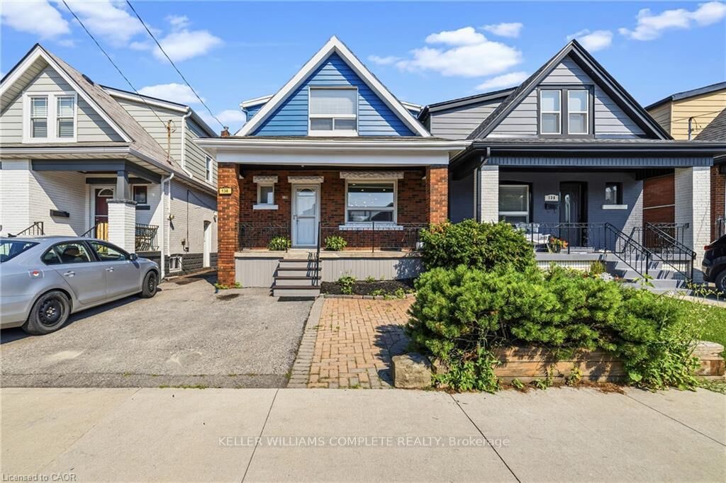 Property Photo:  138 Cameron Avenue N  ON L8H 4Z3 
