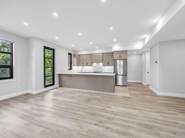 Property Photo:  102 Shaver Avenue N 3  ON M9B 4N7 