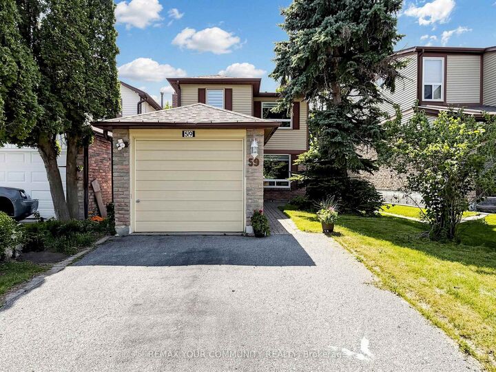 Property Photo:  59 Valley Stream Drive  ON M1V 2A4 
