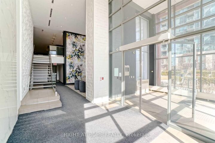 Property Photo:  15 Fort York Boulevard W 1101  ON M5V 3Y4 