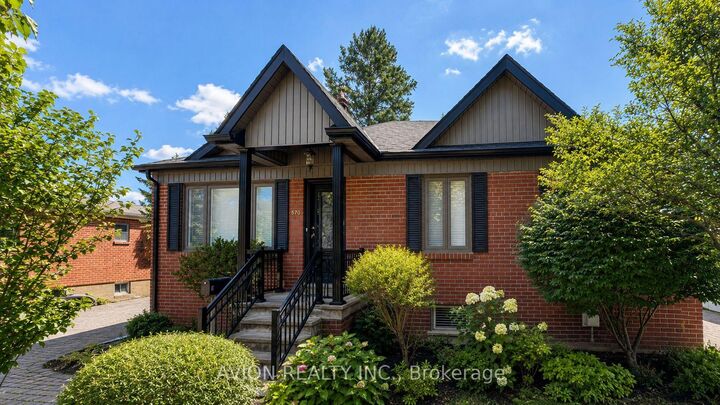 Property Photo:  570 Exbury Crescent Bsmt  ON L5G 2P4 