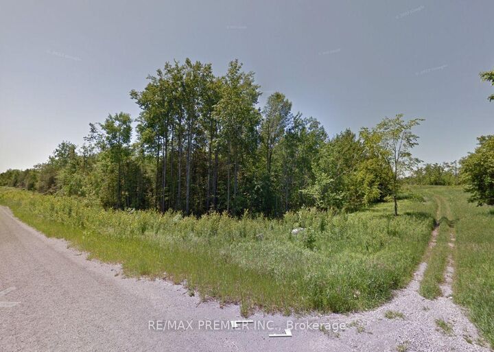 Property Photo:  11 Timberland Drive  ON K0L 1Z0 