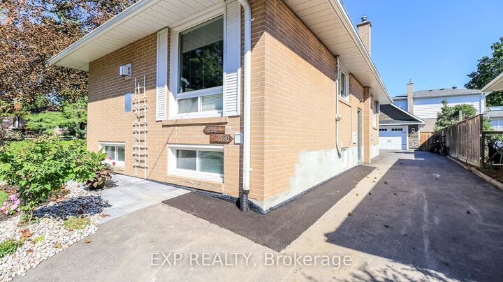 Photo de la propriété:  258 Napier Street Basement  ON L4M 1X7 
