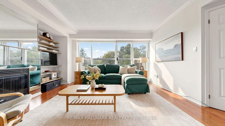 Property Photo:  1818 Bayview Avenue 312  ON M4G 4G6 