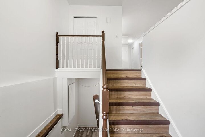 Property Photo: 1011 Adolphus Street ON K6H 3V1